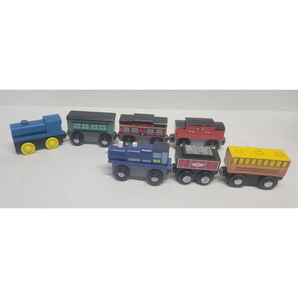 7pc Wooden Magnetic Train Car Set Blue Engine 306 Red Tender 8 Railway Toys